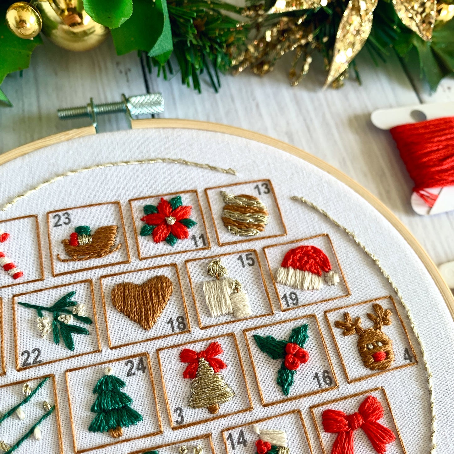 Digital download. Embroidery Advent Calendar hoop art PDF pattern with instructions. Stitch a square a day 1st-24th December