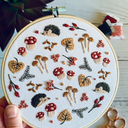 Hedgehog and Mushroom Embroidery Kit - DIY Beginner Craft for Relaxation and Mindfulness. Winter Woodland Hand Sewing Pattern