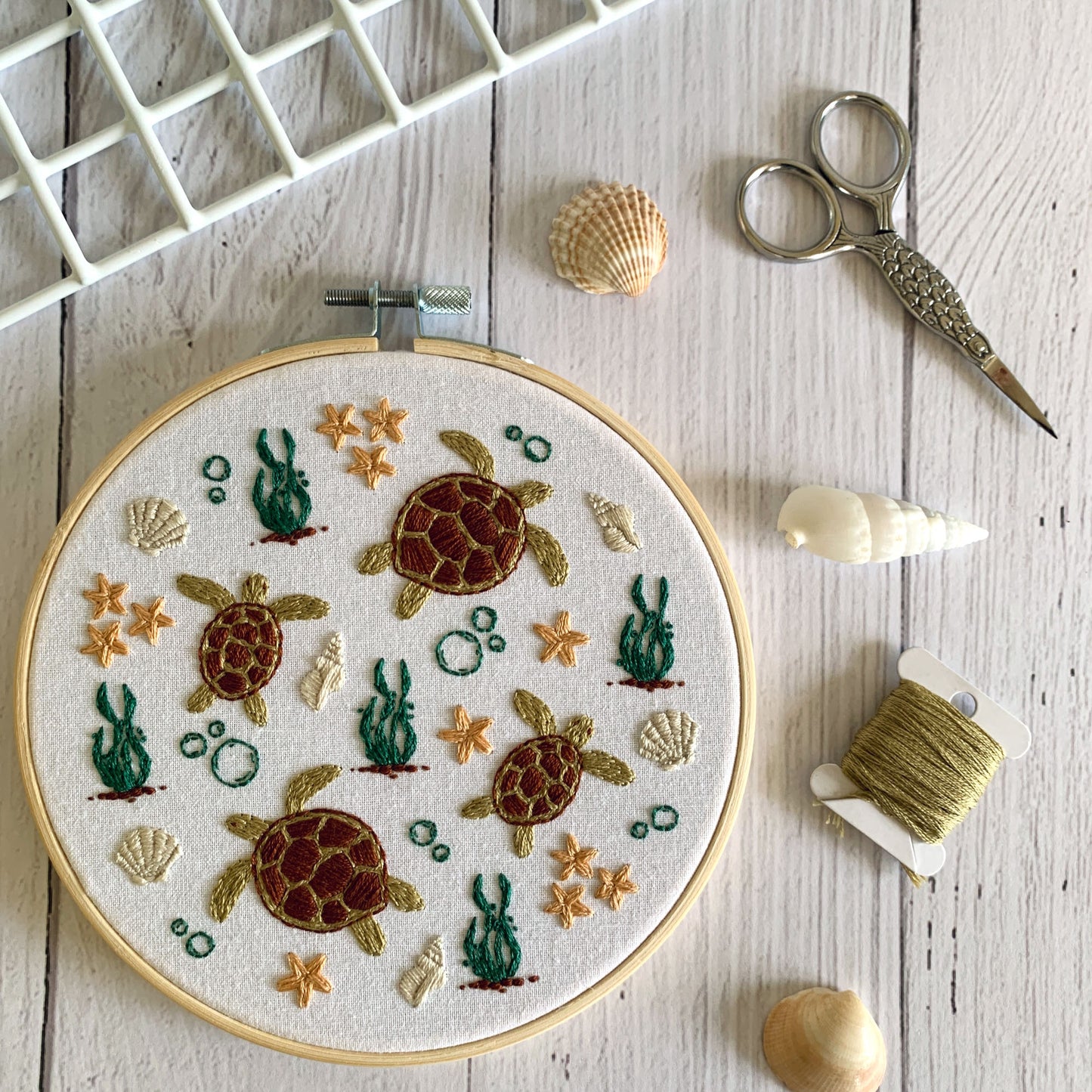 Sea Turtle Embroidery Kit - Sea life DIY Beginner Craft for Relaxation and Mindfulness. 6" crewel design