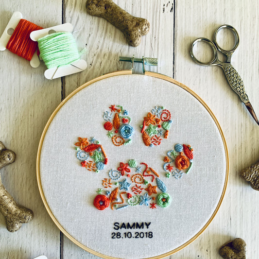 Custom Pet Paw Embroidery Kit - Personalised Cat/Dog Paw Print Present. DIY Hoop Craft for Beginners. Choose Your Colours, Pet Name and DOB
