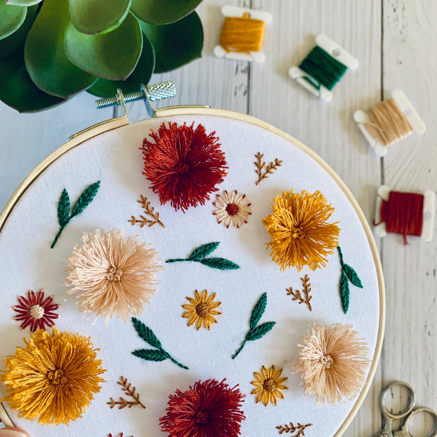 Digital download. 3D fluffy florals embroidery hoop art PDF pattern with instructions