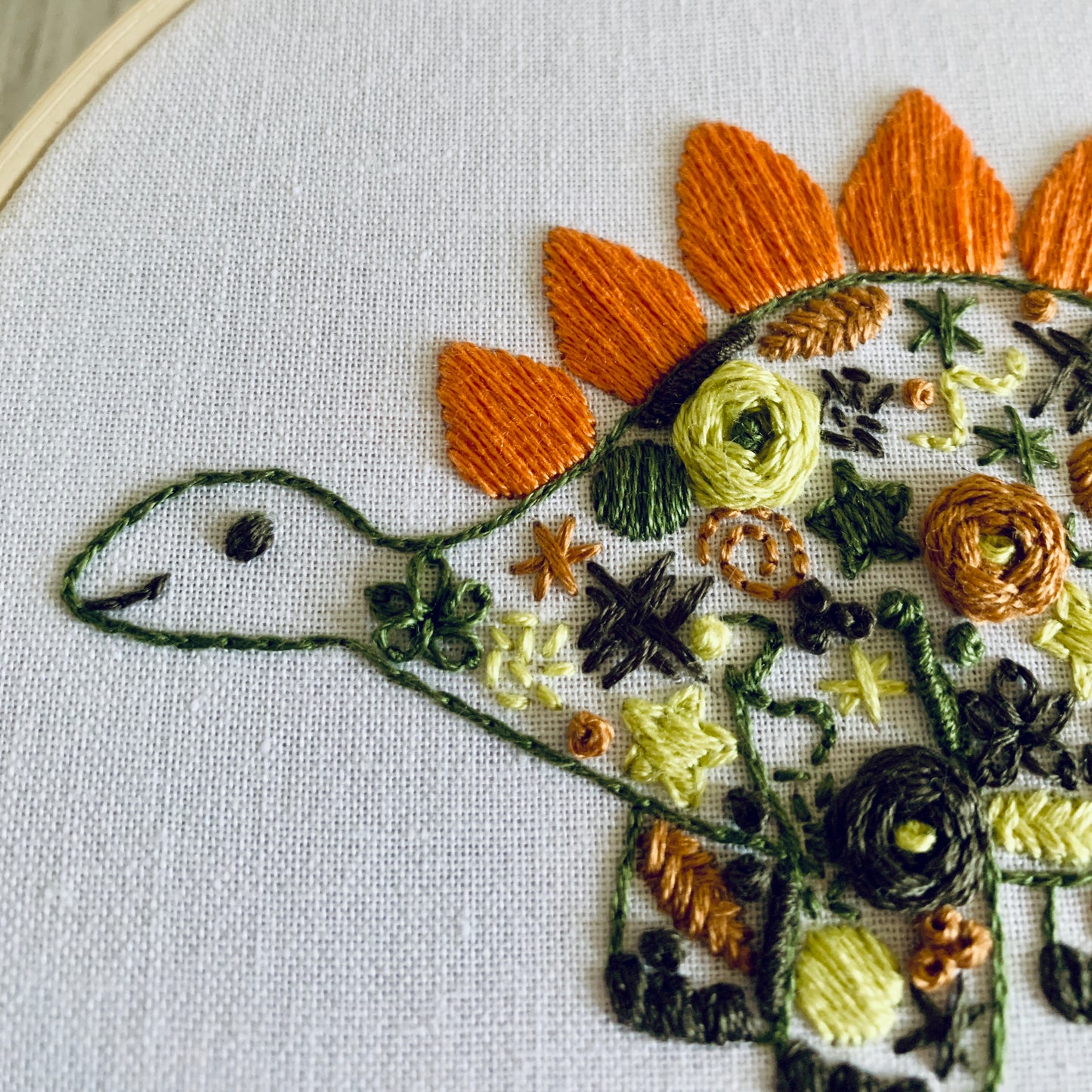 Digital download. Personalised Dinosaur embroidery hoop art PDF pattern with instructions. Stegosaurus beginner crewel wall decor project