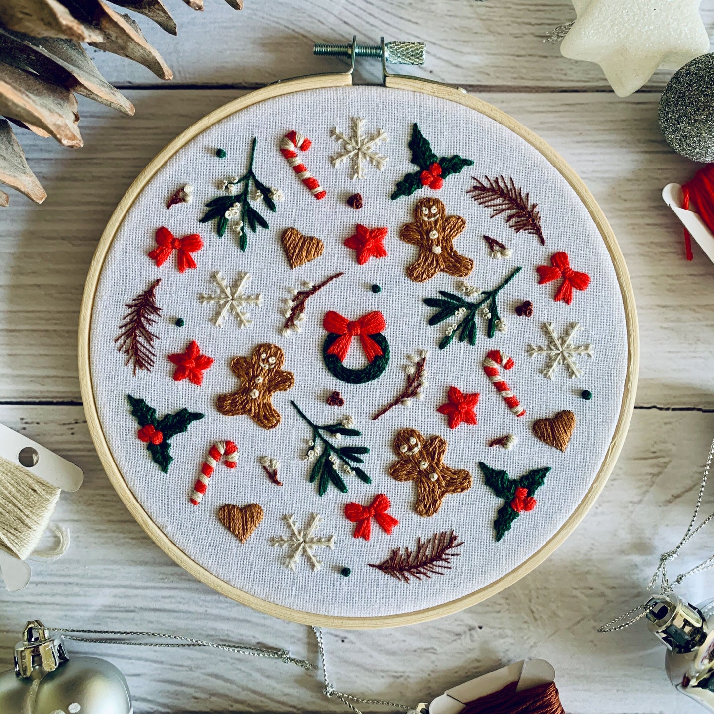 Full embroidery kit. Festive gingerbread DIY beginner craft. Adult Christmas holidays anxiety/stress relief gift