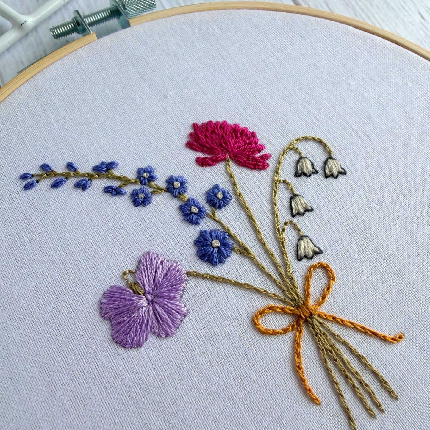 Personalised Birth Flower Bouquet Embroidery Kit – Custom Family Flowers, Wedding or New Baby Gift