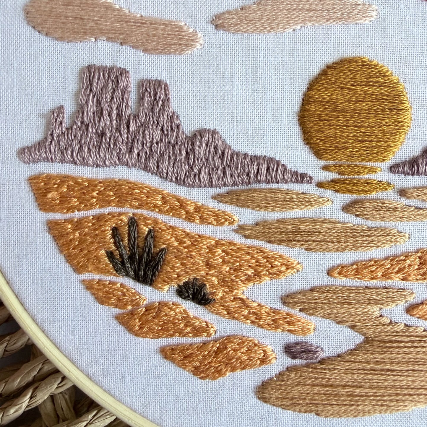 Desert Sunset Embroidery Kit – Cactus Landscape DIY Hand Embroidery Craft for Beginners