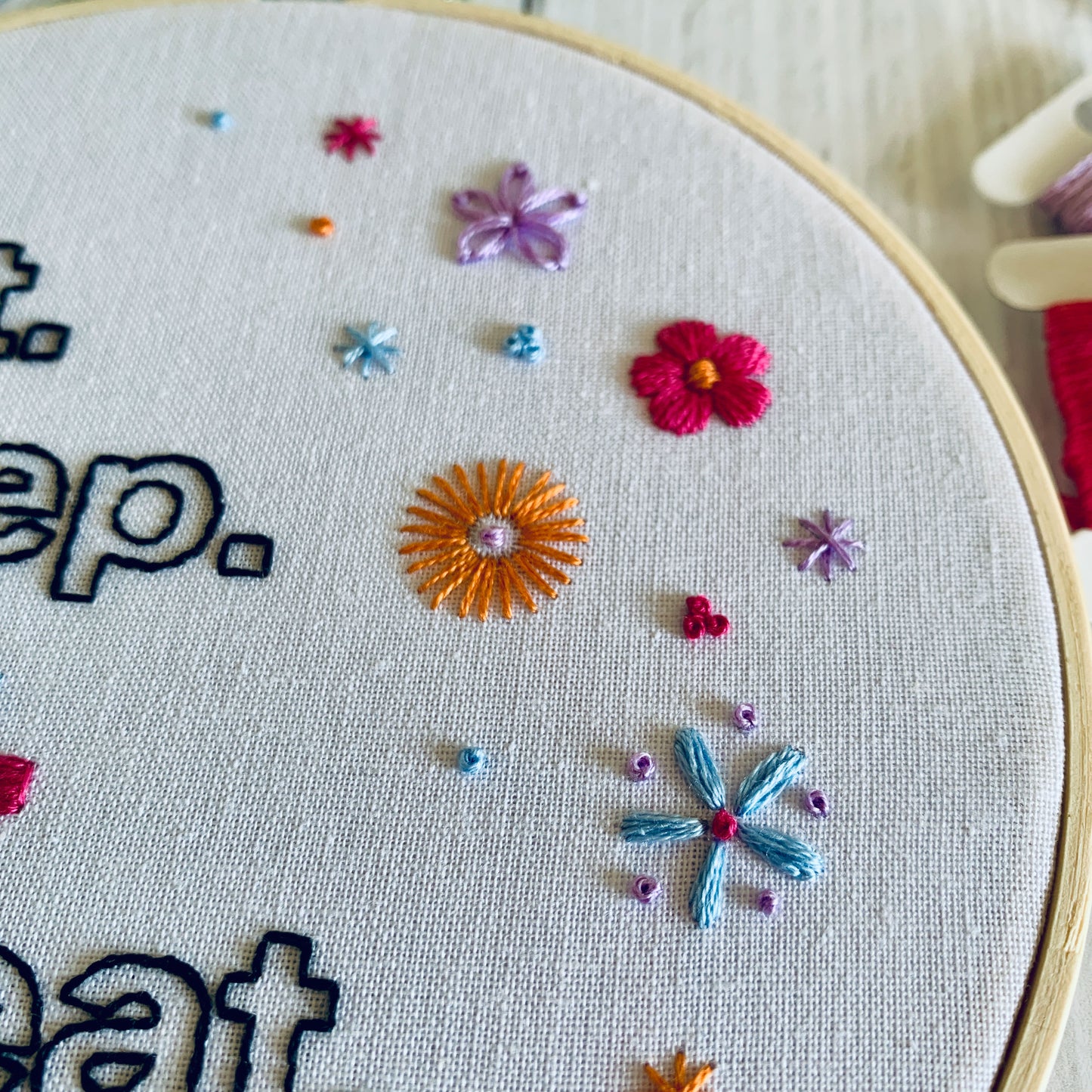 Sewing Enthusiast Embroidery Kit - DIY Hoop Art Craft for Beginners