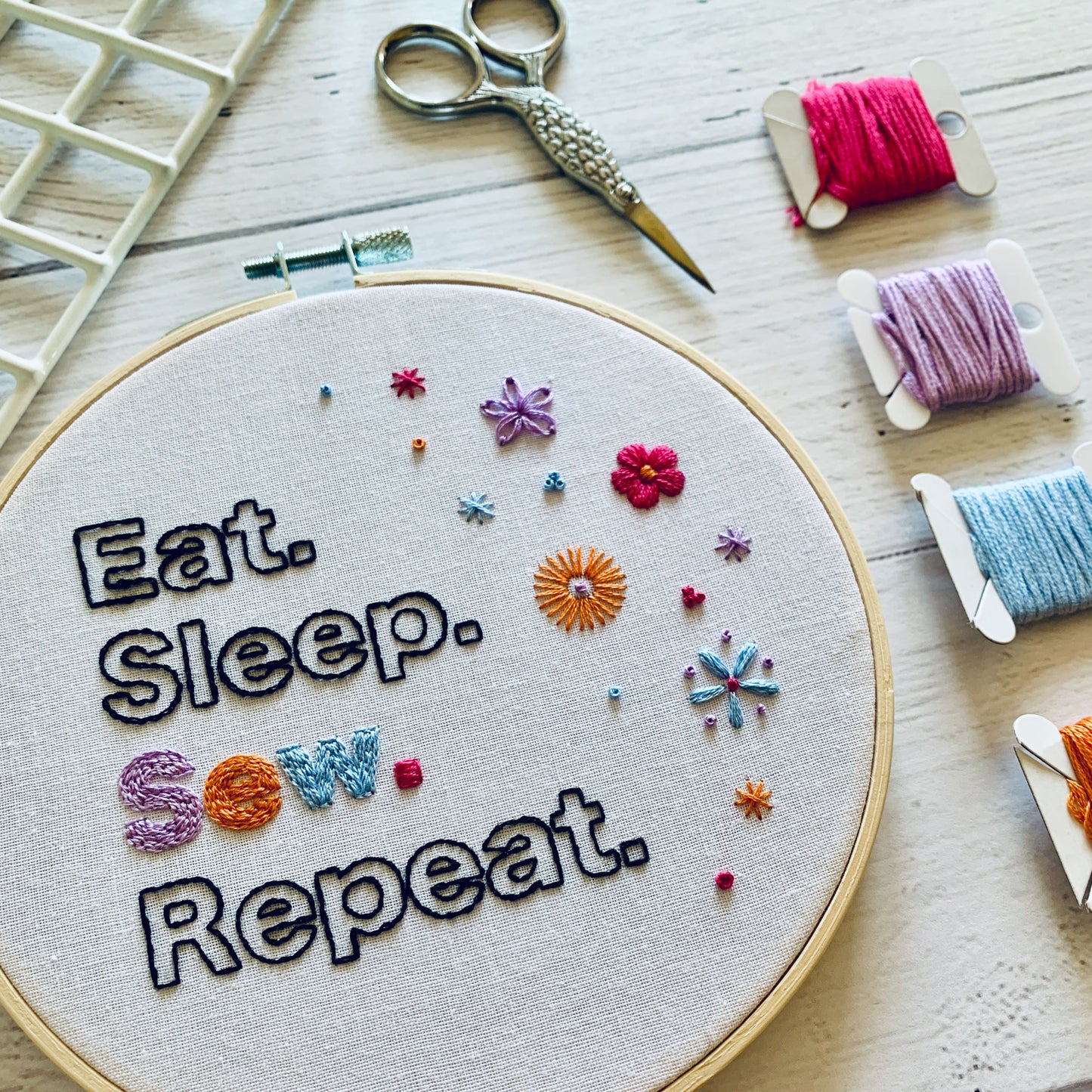 Sewing Enthusiast Embroidery Kit - DIY Hoop Art Craft for Beginners
