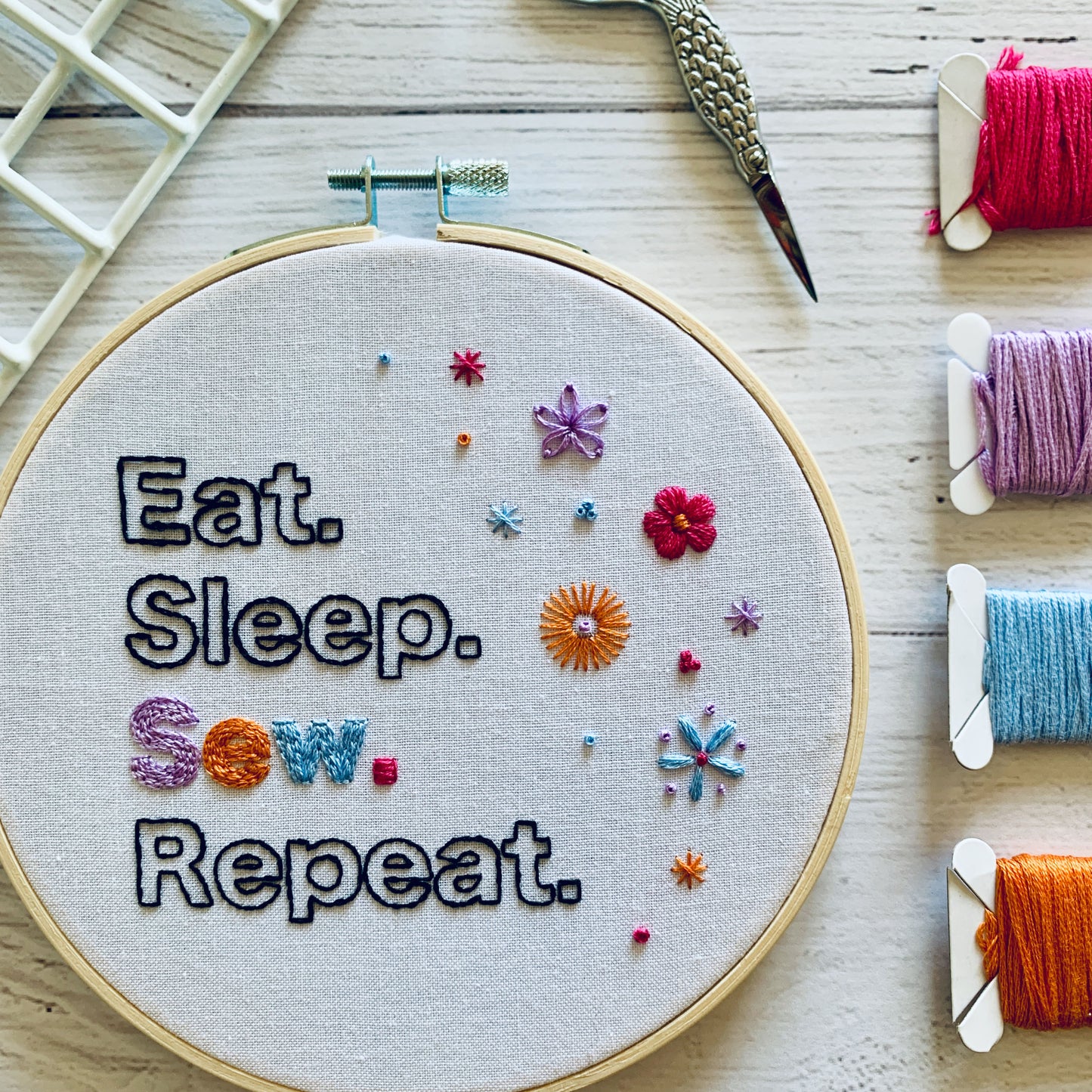 Sewing Enthusiast Embroidery Kit - DIY Hoop Art Craft for Beginners