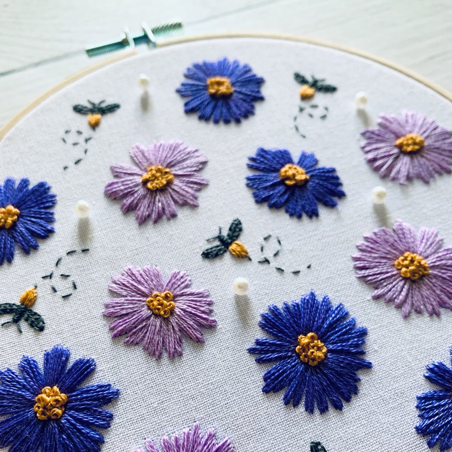 Flowers and Bees Embroidery Kit - DIY Hoop Art Craft for Beginners, Mindful Adult Stress Relief Gift. Summer Floral Design with Beads/Pearls