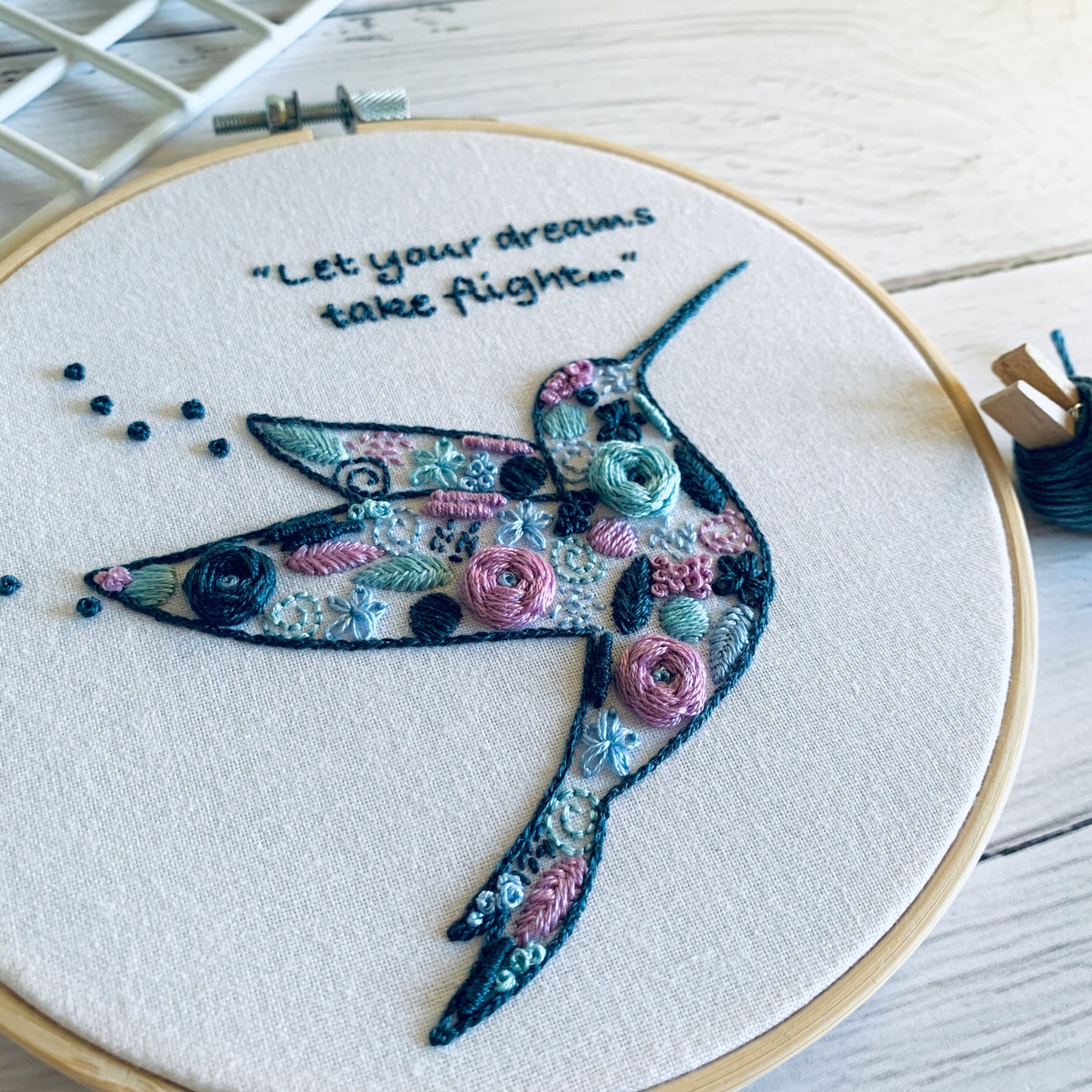 Digital download. Hummingbird embroidery hoop art PDF pattern with instructions