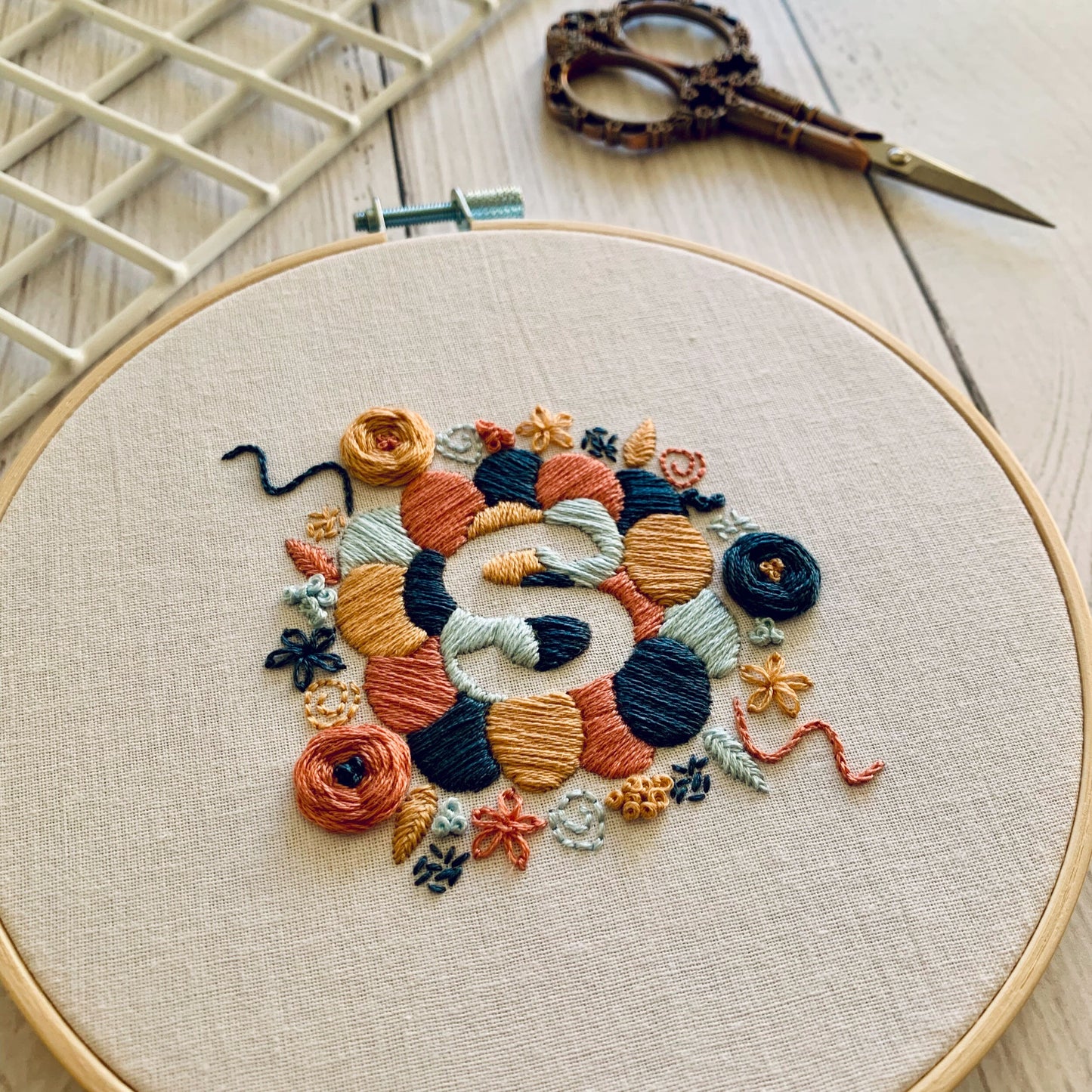 Digital download. All 26 letters included. A-Z initial embroidery hoop art PDF pattern with instructions. Personalised wall decor project