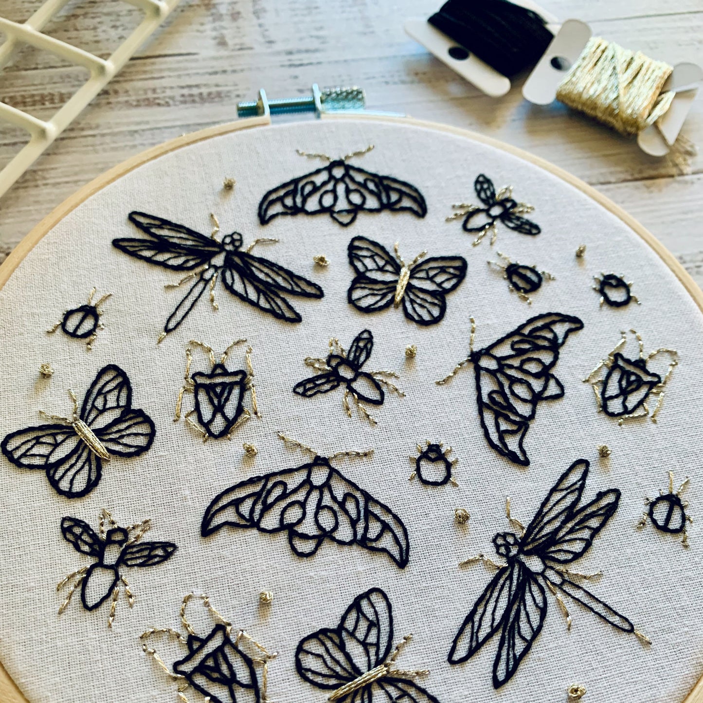 Digital download. Insect nature embroidery hoop art PDF pattern with instructions.  Wildlife butterfly beginner crewel wall decor project