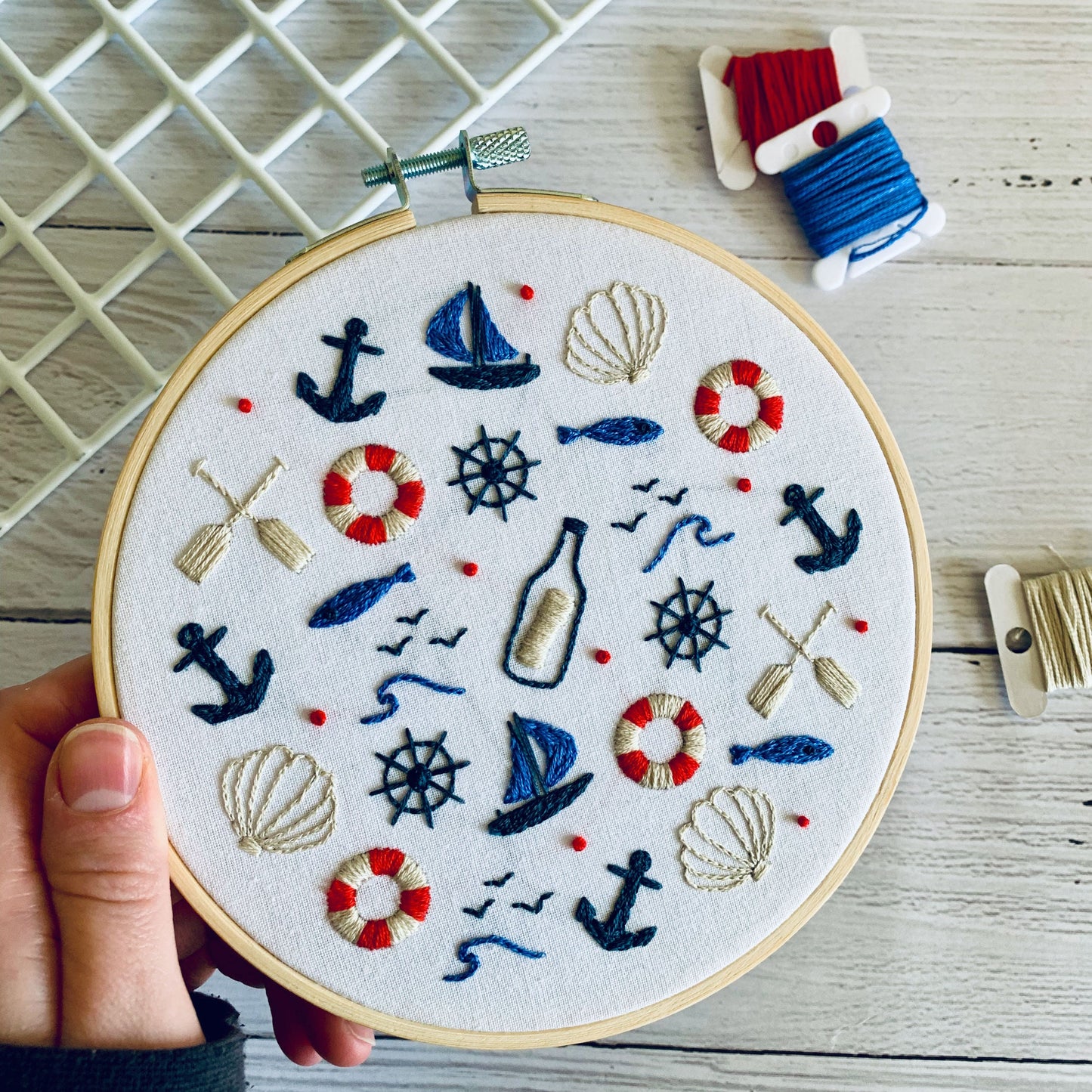 Digital download. Nautical embroidery hoop art PDF pattern with instructions. Seaside beginner crewel wall decor project