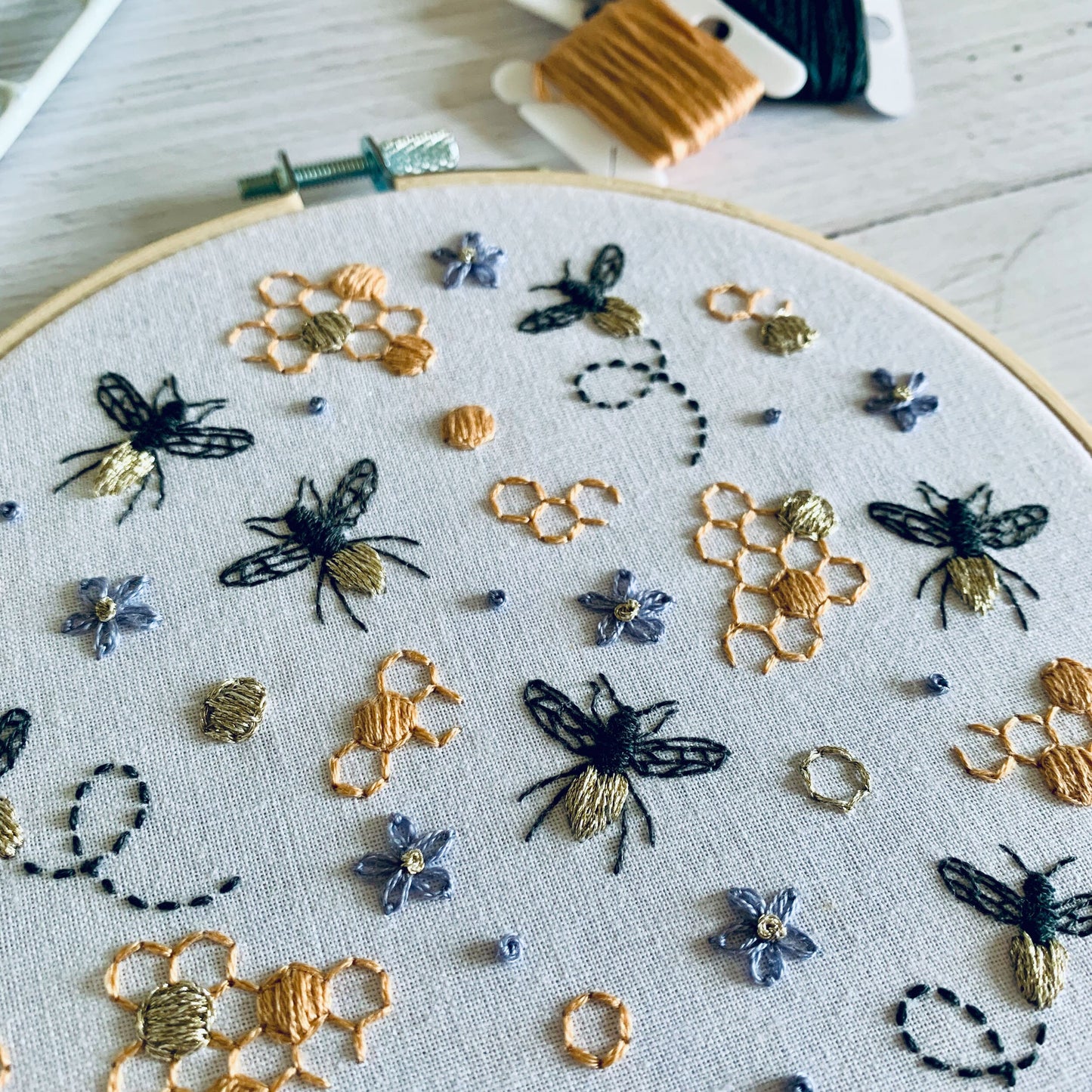 Full embroidery kit. Bumble bee honeycomb DIY beginner hoop art craft. Adult anxiety/stress relief insect honey gift