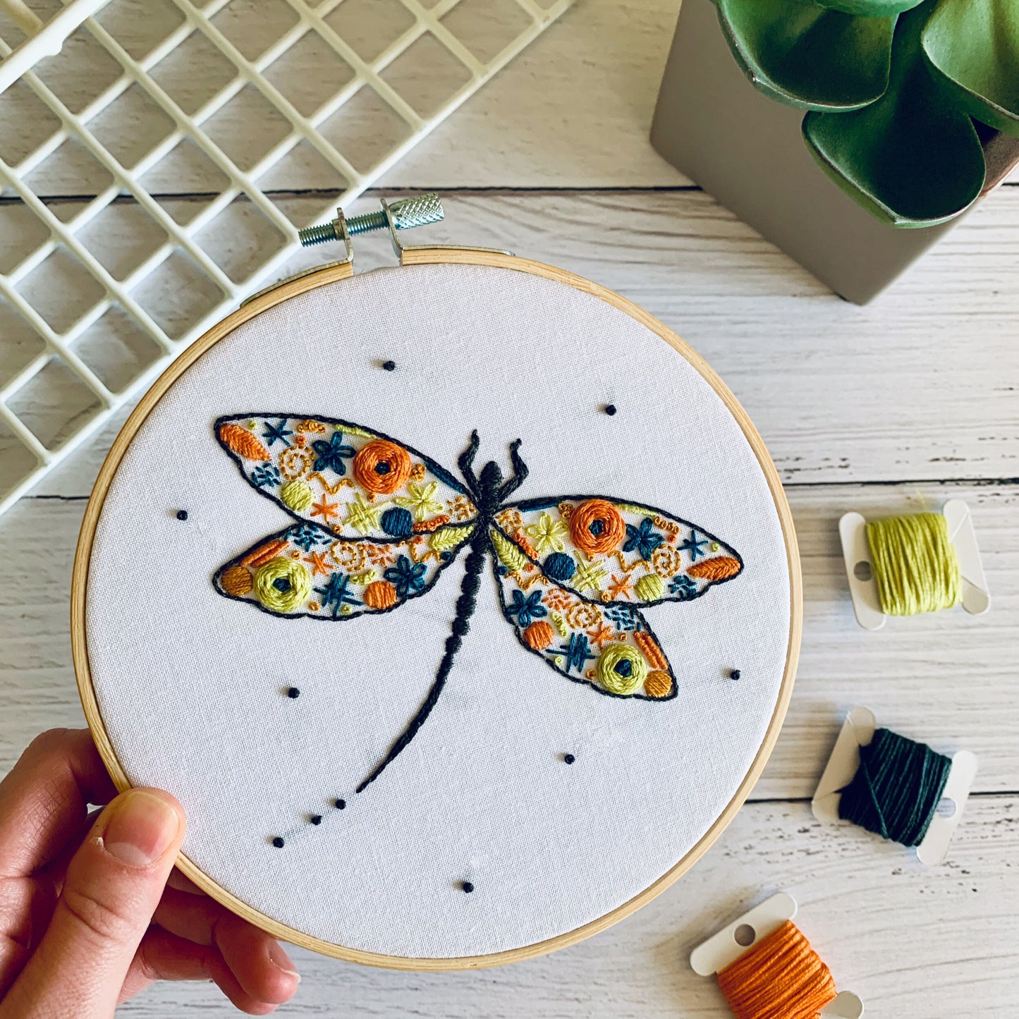 Full embroidery kit. Dragonfly DIY beginner hoop art craft. Adult anxiety/stress relief insect wildlife gift. Choose your colours!