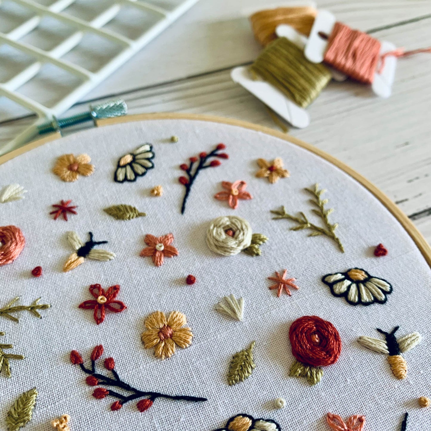 Full embroidery kit. Flower power DIY beginner hoop art craft. Adult anxiety/stress relief floral nature gift